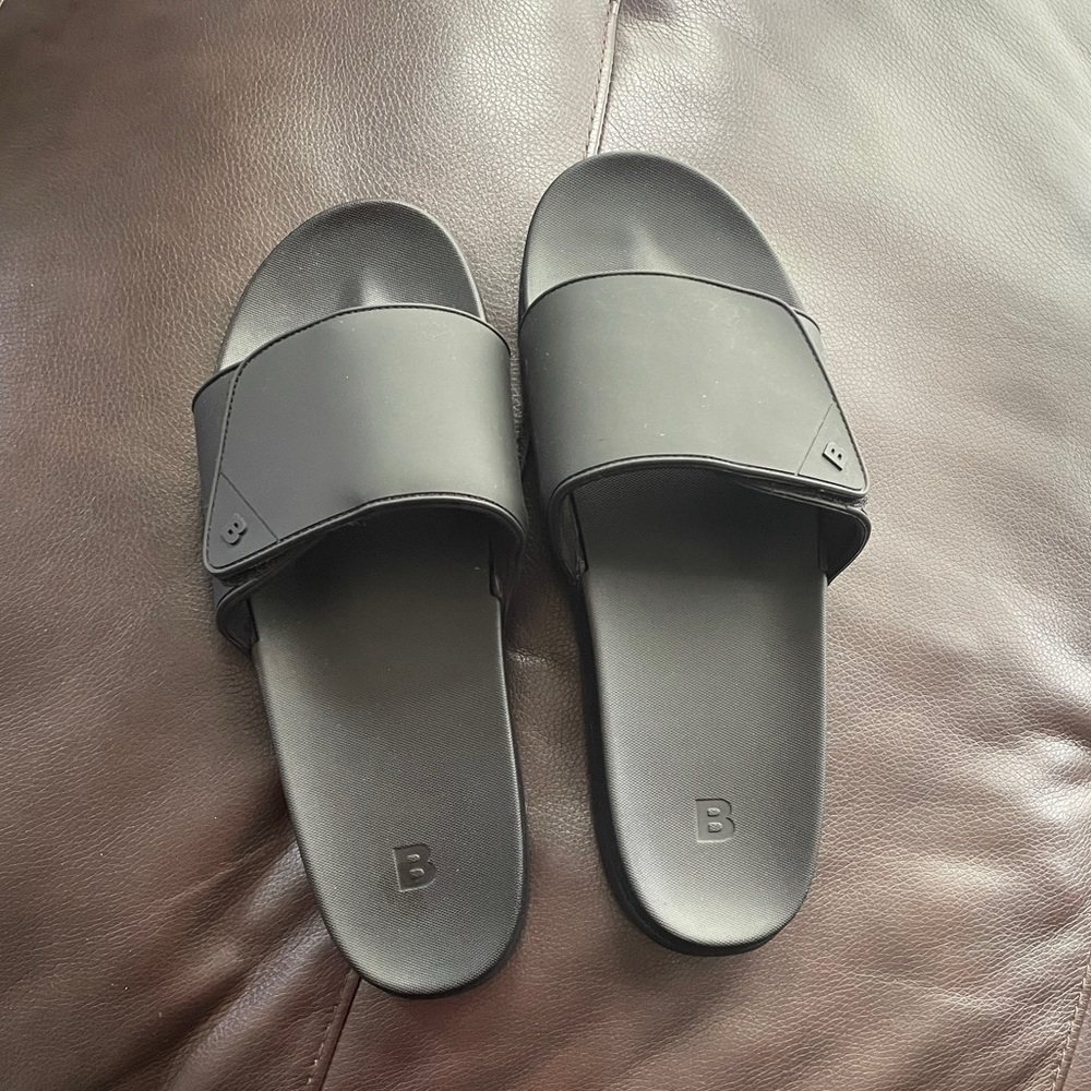 Black Bench Slides - Picture 4 of 5